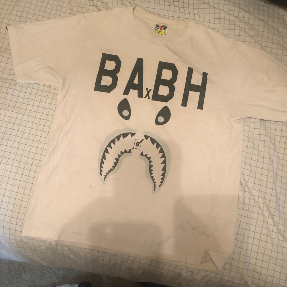 Bape x bounty hunter white tee